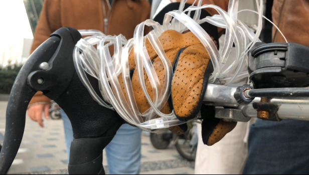 自行车刹车制动 自行车刹车制动