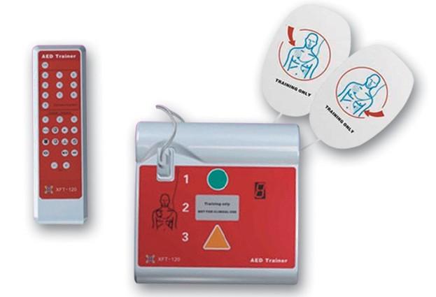 AED训练机​XFT-120C