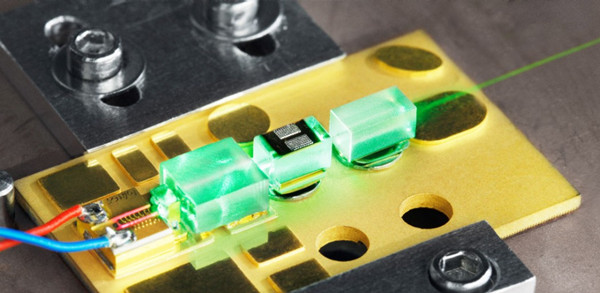 了解微芯片激光器